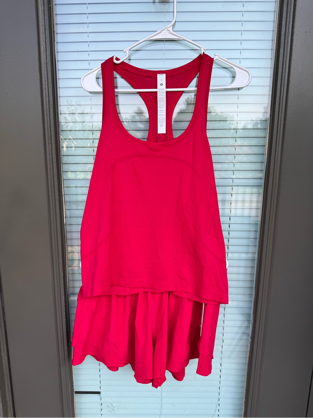 Lululemon Align / Shake It Out Size 12 Bundle